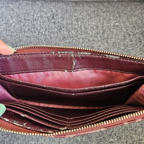 Coach Penelope Optic Signature Turnlock Wallet Wraitlet F45621 - Picture 3 of 4